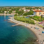 Hotel Rova 4*