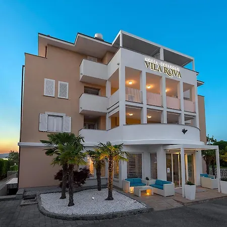 Rova 4*