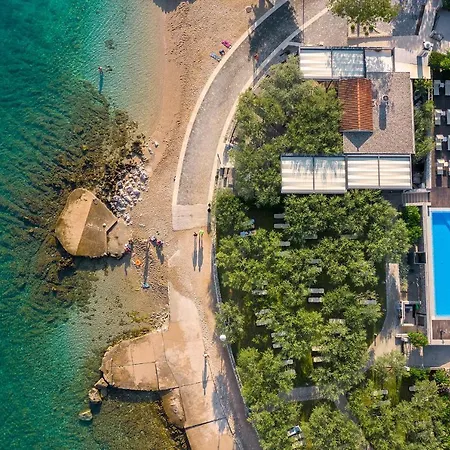Hotel Rova 4*