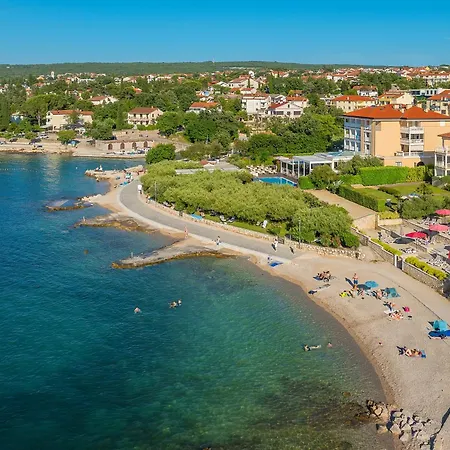 Hotel Rova 4*
