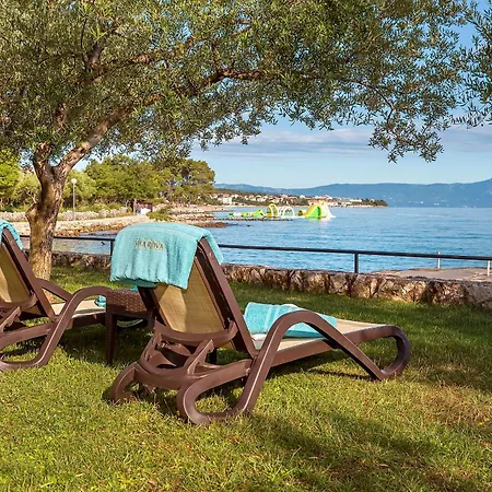 Rova Hotel