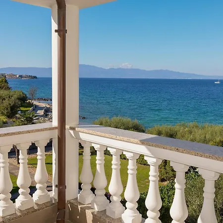 Rova Отель Малинска